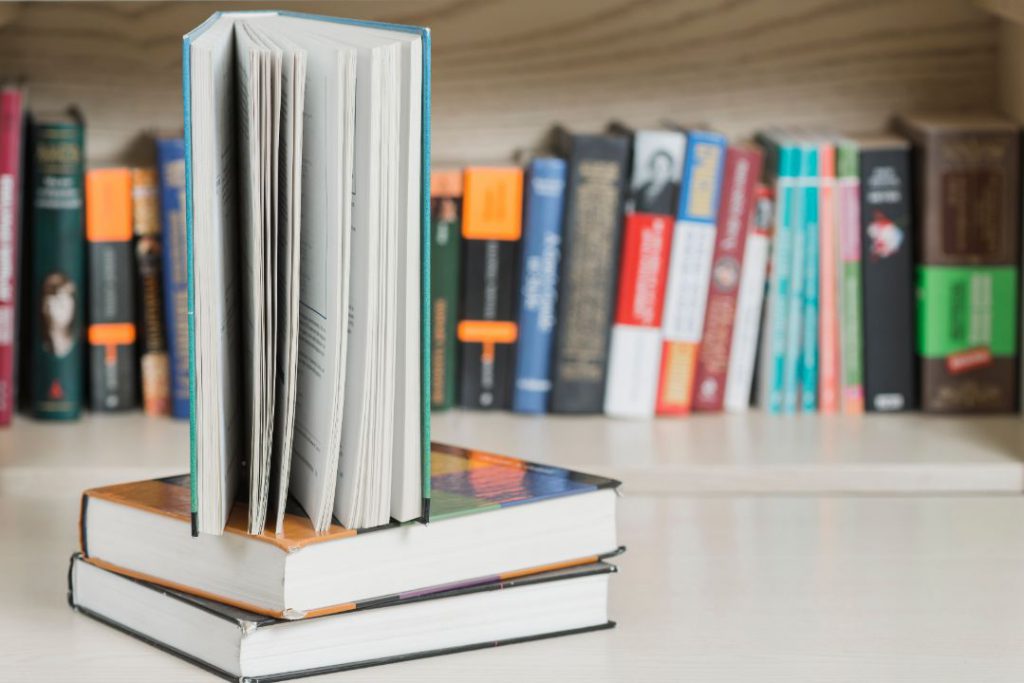 how to open a bookstore