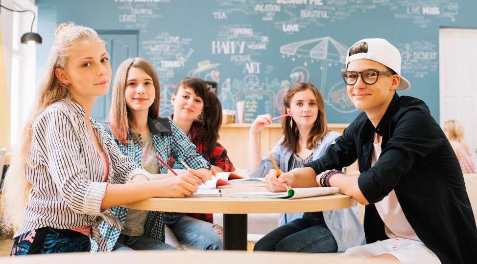 Textbook Buyback: A Complete Guide to Selling on BookDeal